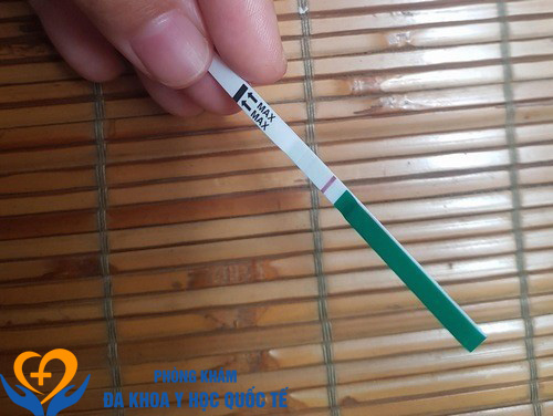 Chậm kinh 14 ngày thử que 1 vạch có sao không