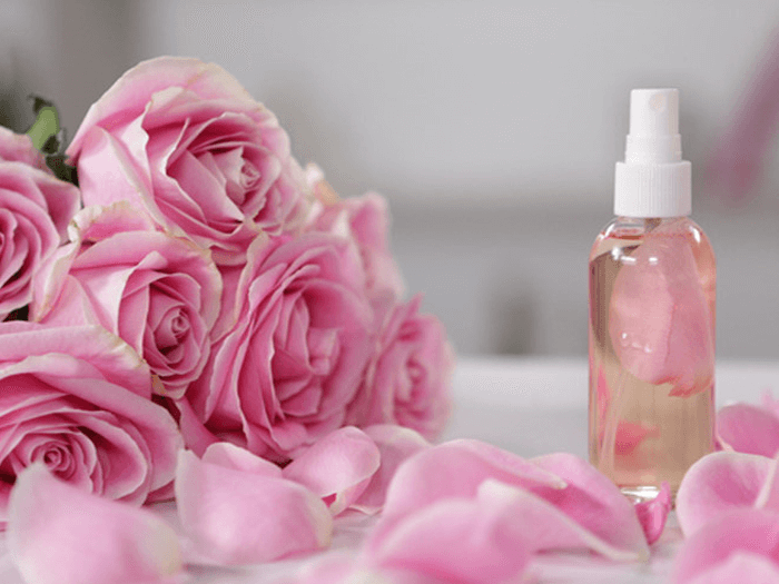 Nước hoa hồng