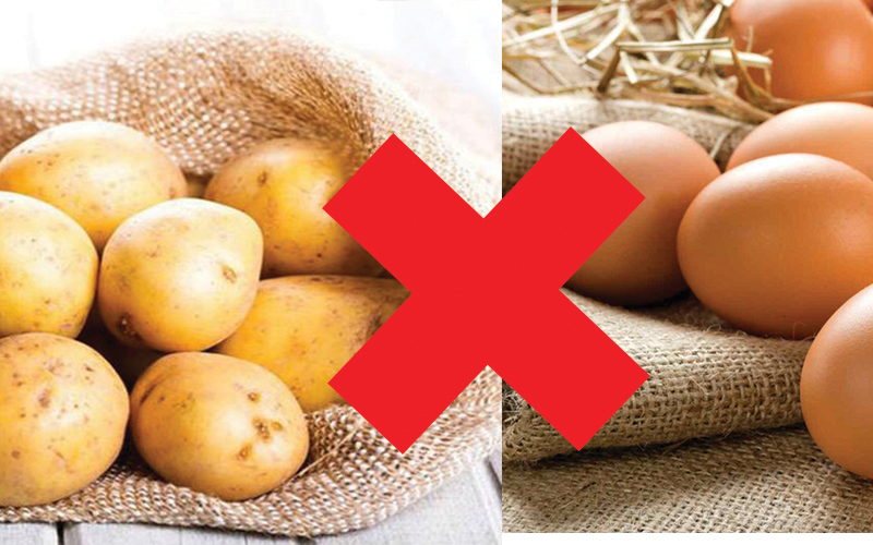 Tránh ăn khoai tây với trứng