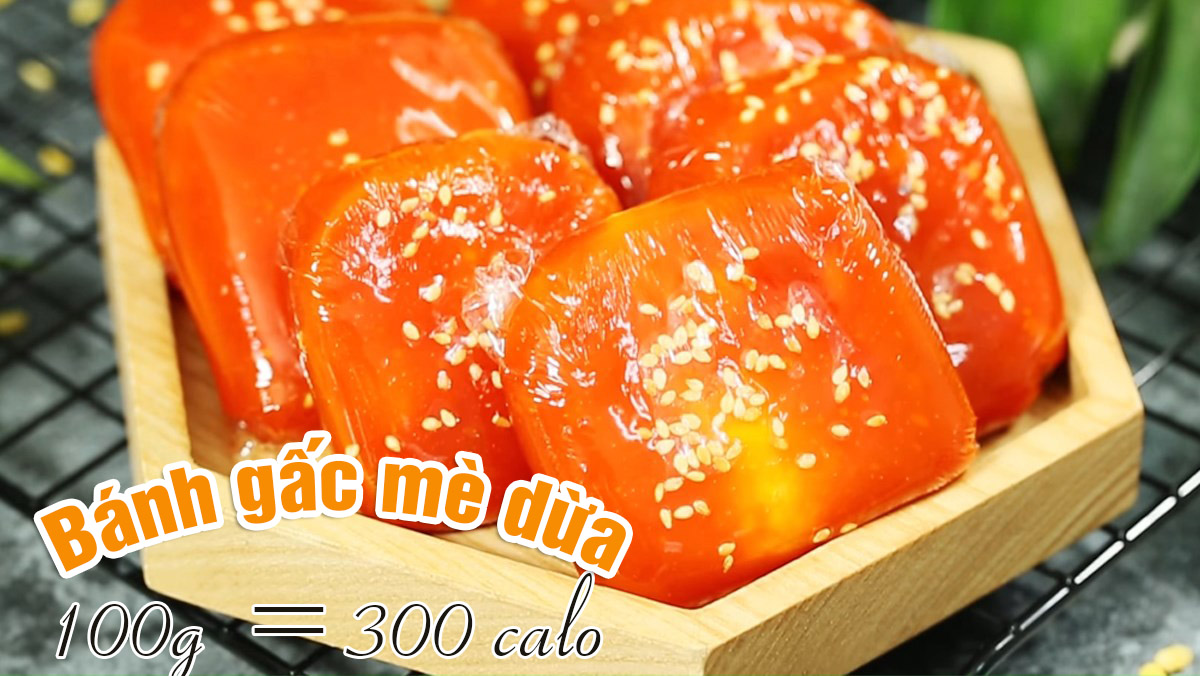 Bánh gấc mè dừa bao nhiêu calo