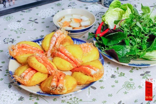 Bánh tôm Hồ Tây